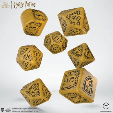 harry-potter-hufflepuff-modern-dice-set-yellow