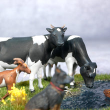 Load image into Gallery viewer, 28mm Farmyard Animal Kit