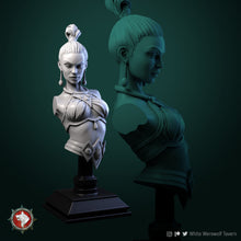 Load image into Gallery viewer, Water Master Bust
