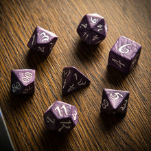 Load image into Gallery viewer, Classic RPG Lavender &amp; White Dice Set (7)